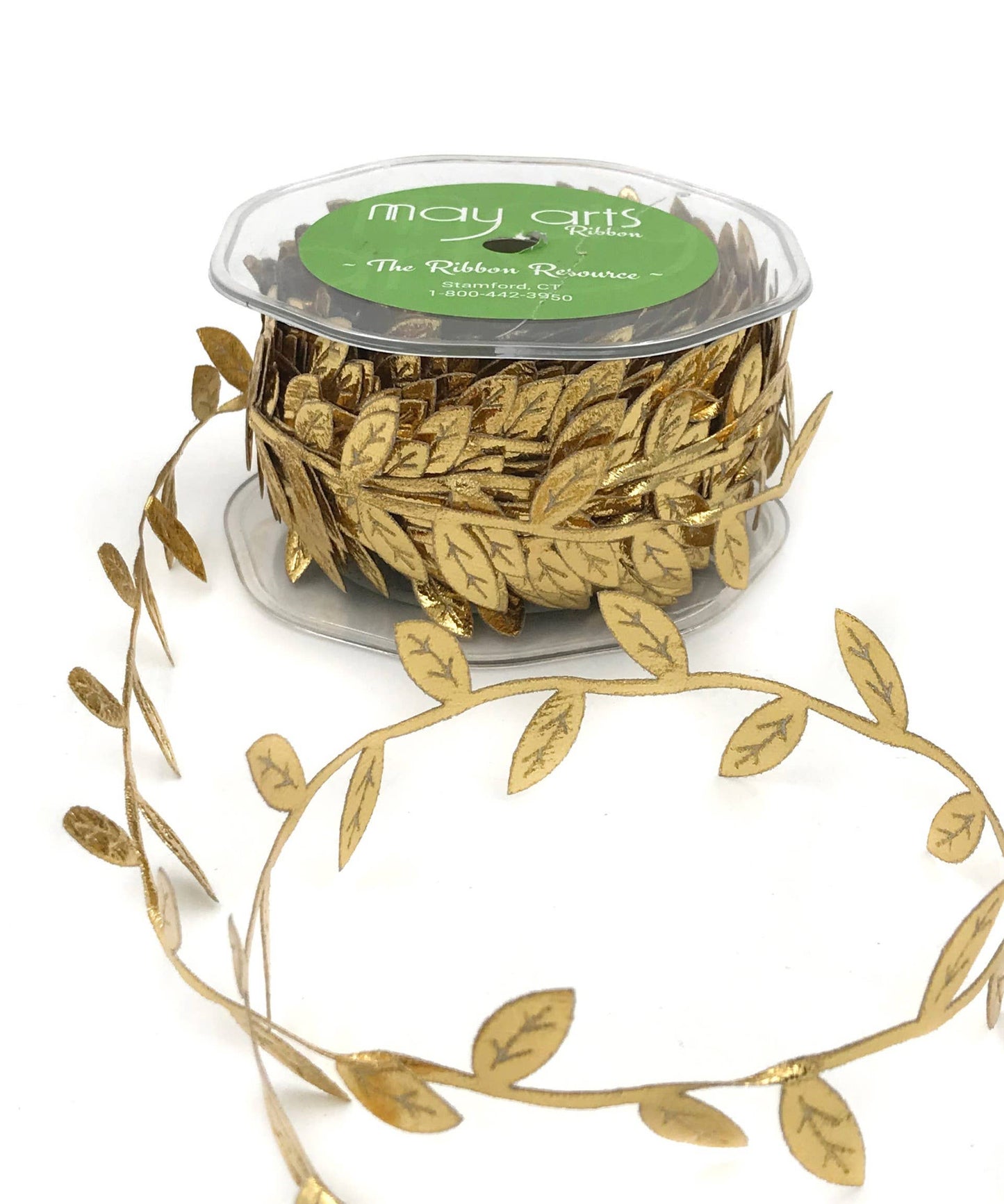 Gold Classic Cutout Leaf Ribbon Trim